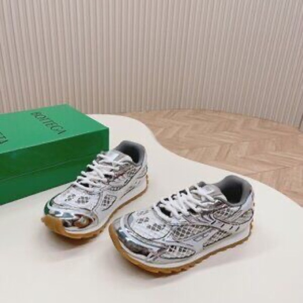 Balenciaga White and Silver Sneakers